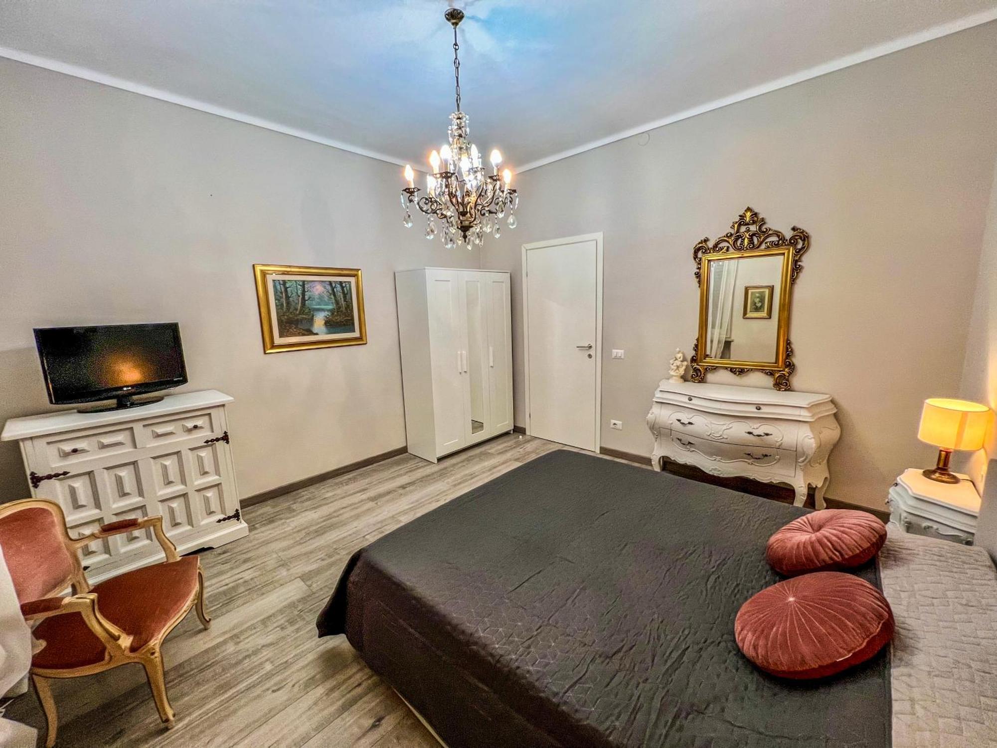 La Casa Bianca Leilighet Vercelli Eksteriør bilde